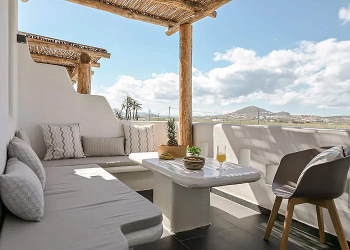 White Cocoon Exclusive