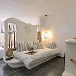 White Cocoon Exclusive