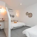 White Cocoon Exclusive * Agia Anna (Naxos)