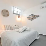 White Cocoon Exclusive Villa *