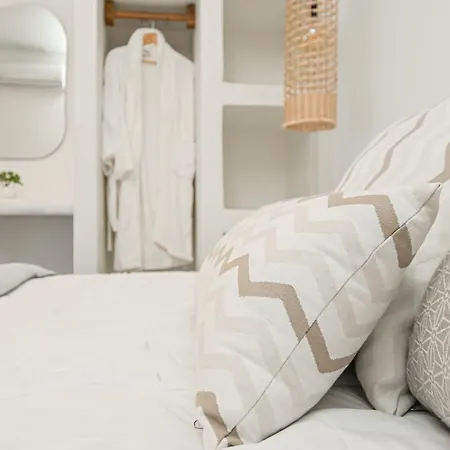 Villa White Cocoon Exclusive *