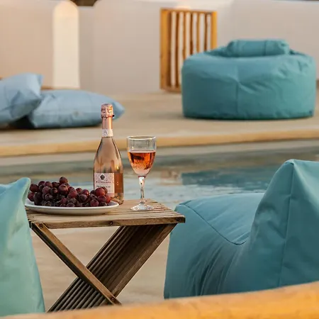 White Cocoon Exclusive Agia Anna (Naxos)